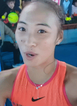 sika赢球！冠军珠宝有啥玄学～Bsports综合郑钦文戴Mes(图1)